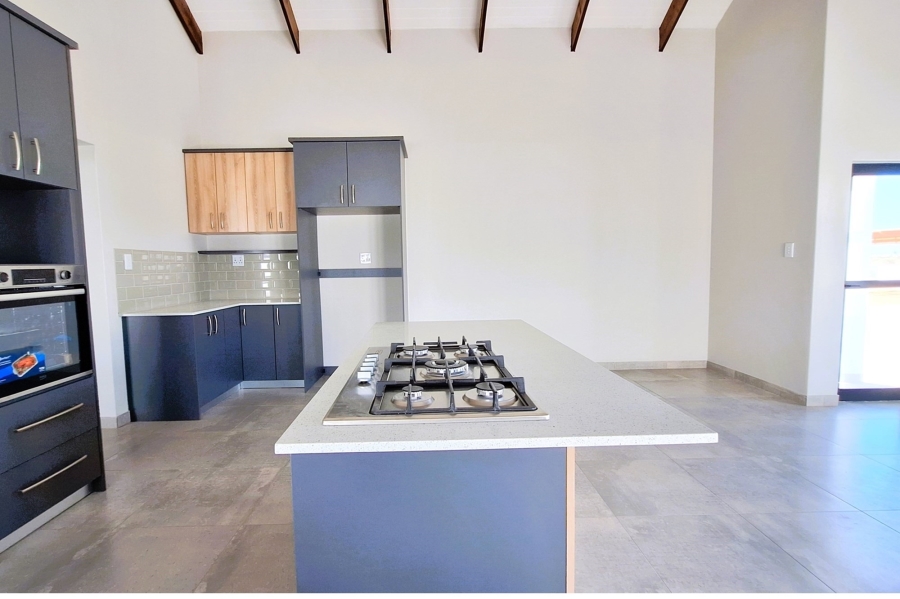 3 Bedroom Property for Sale in Brittania Beach Estate Western Cape